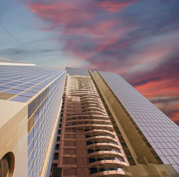 Gratte-ciel modernes, Sheikh zayed road, Dubai, Émirats arabes unis — Photo