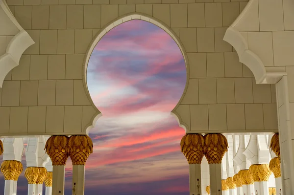 アラブ首長国連邦、アブダビ シェイク ザイード白いモスク — ストック写真