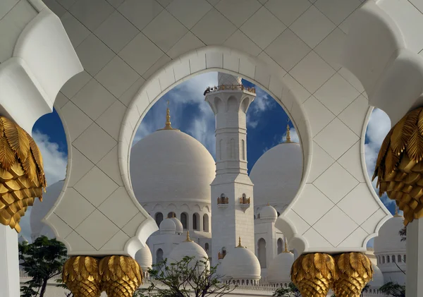 BAE Abu Dabi Şeyh zayed beyaz Camii — Stok fotoğraf