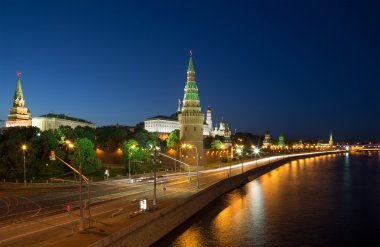 gece görünümü Moskova Nehri ve kremlin, Rusya, Moskova