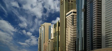 Modern gökdelenler, sheikh zayed road, dubai
