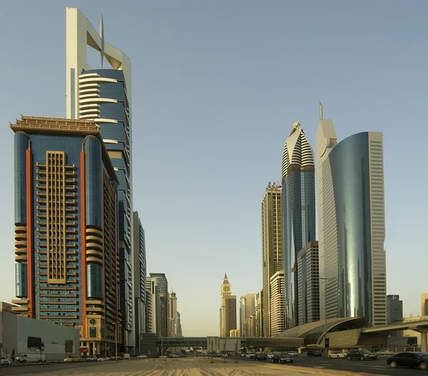 Nowoczesne wieżowce, sheikh zayed road, dubai — Zdjęcie stockowe