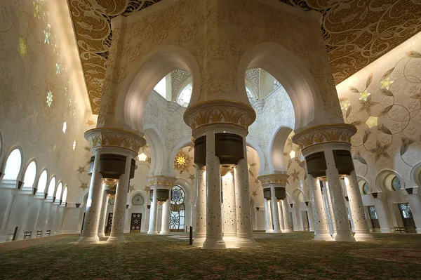 BAE Abu Dabi Şeyh zayed beyaz Camii
