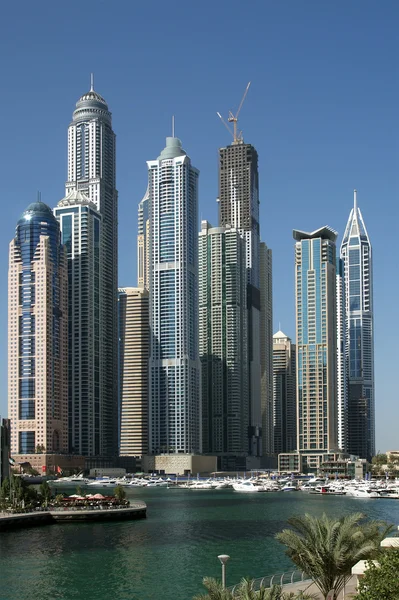 Moderne wolkenkrabbers, dubai marina, dubai, Verenigde Arabische Emiraten — Stockfoto