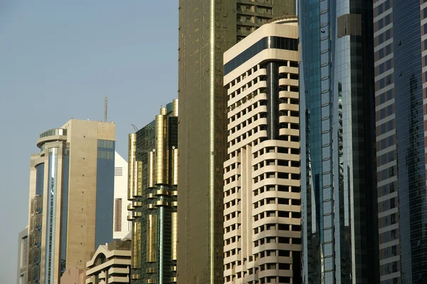 Moderne wolkenkrabbers, sheikh zayed road, dubai, Verenigde Arabische Emiraten — Stockfoto