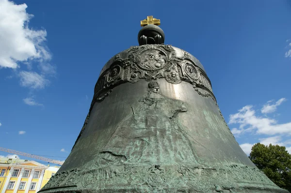 Цар-дзвін, також відомий як Tsarsky Kolokol, Московський кремль — стокове фото