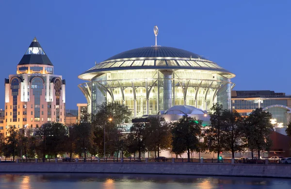 Business and cultural complex Riverside towers ( Moscow International House of Music, Swissotel Krasnye Holmy, Art-Gallery etc), Moscow, Russia — Stock Photo, Image