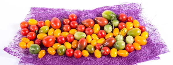 Νεκρή φύση με διαφορετικό χρώμα ντομάτες — Φωτογραφία Αρχείου