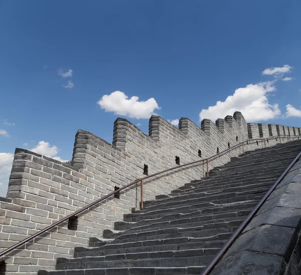 Vista de una de las secciones más pintorescas de la Gran Muralla de China, al norte de Beijing —  Fotos de Stock