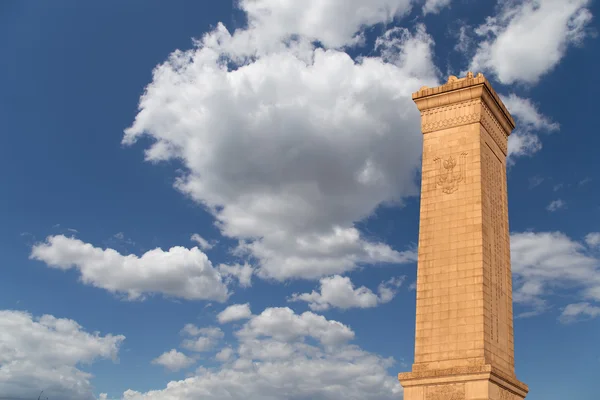 Monument över folkets hjältar på Himmelska fridens torg, beijing, Kina — Stockfoto