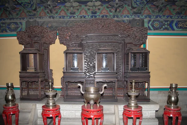 Świątynia nieba (ołtarza nieba)--wewnątrz sali modlitw o dobrej zbiorów, beijing, Chiny — Zdjęcie stockowe