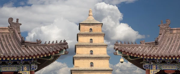 Riesige Wildgans-Pagode oder große Wildgans-Pagode, ist eine buddhistische Pagode im südlichen Xian (sian, xi 'an), Provinz Shaanxi, China — Stockfoto