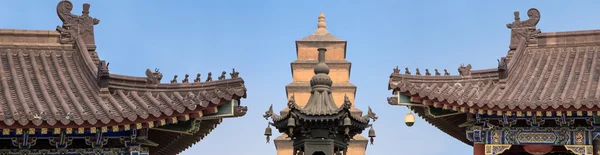 巨大な野生のガチョウの塔や大雁塔、仏教の仏塔であるシアン （西安）、南部の西安中国陝西省 — ストック写真
