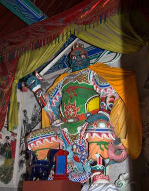 dharmapala (dharma koruyucusu), Pekin, Çin Budist tapınağı.