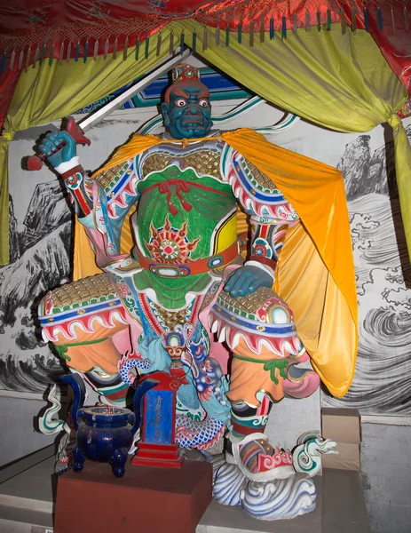 Dharmapala (beskyddare av dharma), buddhistiska tempel i Peking, Kina. — Stockfoto