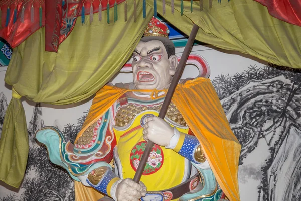 Dharmapala (protector del dharma), templo Buddhist en Beijing, China . — Foto de Stock