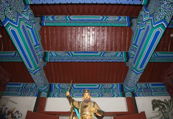 Dharmapala (protector del dharma), templo Buddhist en Beijing, China . — Foto de Stock