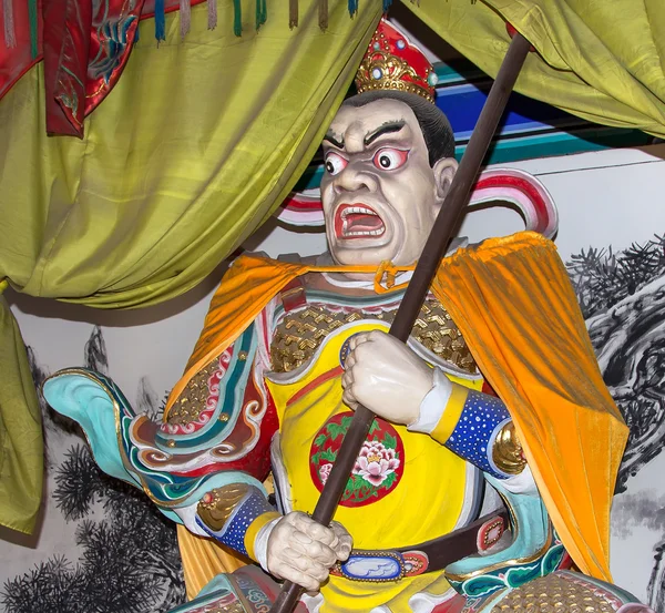 Dharmapala (protetor do dharma), templo budista em Pequim, China. Dharmapala é um tipo de divindade irada . — Fotografia de Stock