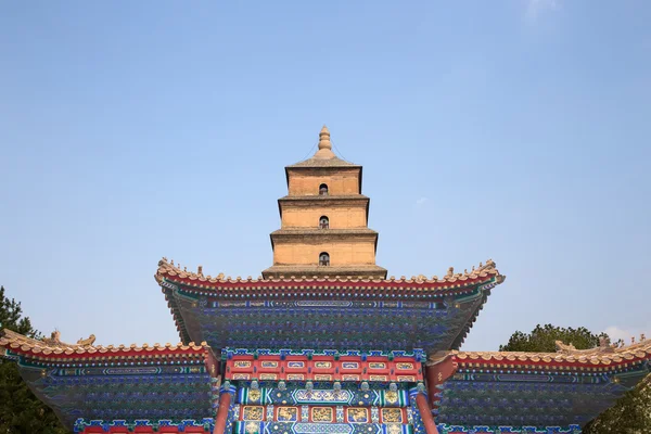 Pagoda gigante del ganso silvestre (gran pagoda del ganso silvestre), sur de Xian (Sian, Xi 'an), provincia de Shaanxi, China — Foto de Stock