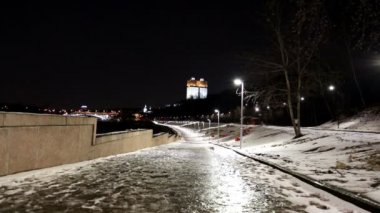 Moskova Nehri setin üzerine bir kış gecesi, Moskova, Rusya