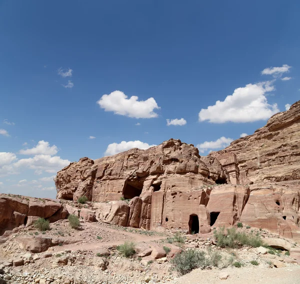 Πέτρα, Ιορδανία--είναι ένα σύμβολο της Ιορδανίας, καθώς και της Ιορδανίας πιο-επισκέφθηκε τουριστικό αξιοθέατο. πέτρα έχει ένα μνημείο παγκόσμιας κληρονομιάς της UNESCO από το 1985 — Φωτογραφία Αρχείου
