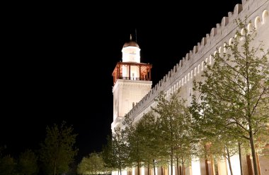 (gece), Kral Hüseyin bin talal Camii Amman'da Ürdün