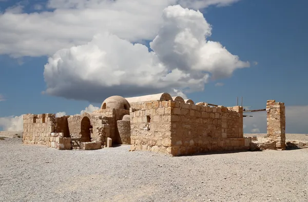 Quseir (Qasr) Castillo del desierto de Amra cerca de Ammán, Jordania. Patrimonio de la humanidad con frescos famosos . —  Fotos de Stock