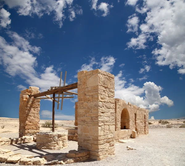 Quseir (Qasr) Castillo del desierto de Amra cerca de Ammán, Jordania. Patrimonio de la humanidad con frescos famosos . —  Fotos de Stock