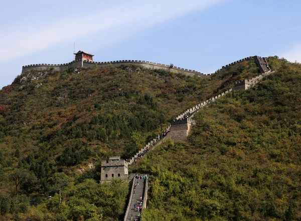 Vue de l'une des sections les plus pittoresques de la Grande Muraille de Chine, au nord de Pékin — Photo