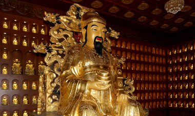 xuanzang heykeli. büyük vahşi kaz Pagodası, xian (sian, xi'an), shaanxi Eyaleti, Çin