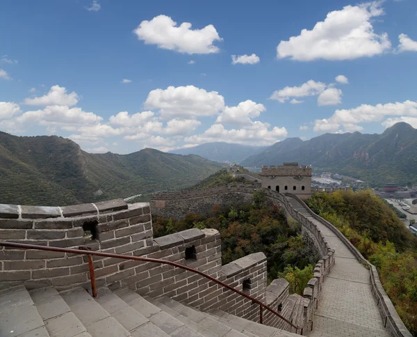 Vue de l'une des sections les plus pittoresques de la Grande Muraille de Chine, au nord de Pékin — Photo