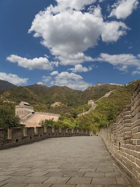 Pohled na jeden z nejmalebnějších částí Velká čínská zeď, severně od Pekingu — Stock fotografie