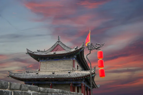 Fortifications of Xian (Sian, Xi'an) an ancient capital of China-- represent one of the oldest and best preserved Chinese city walls — Stock Photo, Image