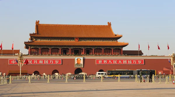 Tiananmen stadspoort toren aan de verboden stad ten noorden van tiananmen-plein, beijing, china. — Stockfoto