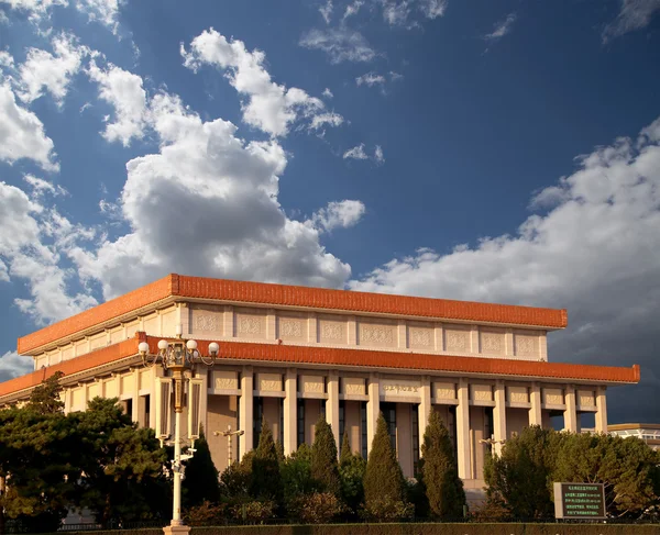 Mausoleum van mao zedong, tiananmen-plein, beijing, china — Stockfoto