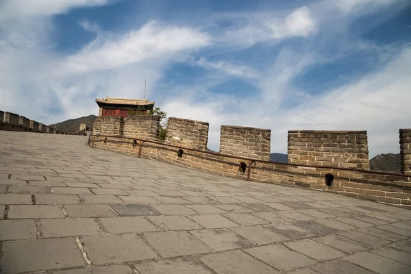 Vista de una de las secciones más pintorescas de la Gran Muralla de China, al norte de Beijing —  Fotos de Stock