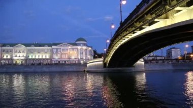 Minsk (tretyakov) köprü, gece görüş, moscow, Rusya Federasyonu