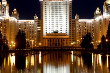 Lomonosov Moskova Devlet Üniversitesi (gece), ana bina, Rusya Federasyonu