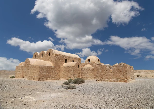 Quseir (Qasr) Castillo del desierto de Amra cerca de Ammán, Jordania. Patrimonio de la humanidad con frescos famosos . — Foto de Stock