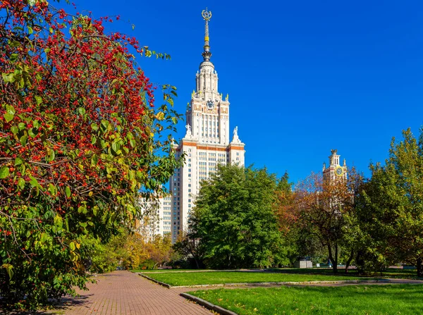 Hlavní Budova Lomonosov Moskva State University Vrabčích Vrších Podzimní Slunečný — Stock fotografie
