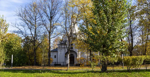 Keresztelő Szent János Lefejezésének Temploma Novodevichy Kolostorban Egy Napos Őszi — Stock Fotó