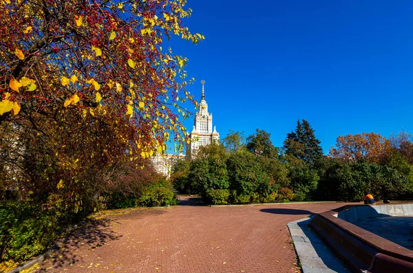 모스크바 대학교 Lomonosov Moscow State University Msu 영역은 스패로우 Sunshine — 스톡 사진