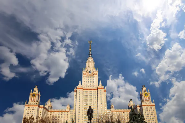 Main Building Lomonosov Moscow State University Sparrow Hills Background Sky — Stock Photo, Image