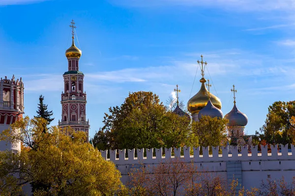 Novodevichy Klasztor Bogoroditse Smolensky Klasztor Słoneczny Jesienny Dzień Moskwa Rosja — Zdjęcie stockowe