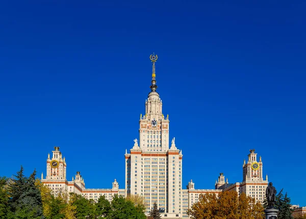 Bâtiment Principal Lomonosov Université Etat Moscou Sur Sparrow Hills Journée — Photo