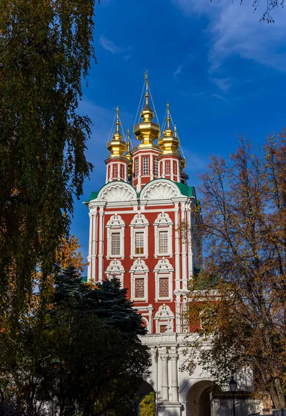 Novodevichy Convent Bogoroditse Smolensky Monastery Sunny Autumn Day Gate Church — Stock Photo, Image