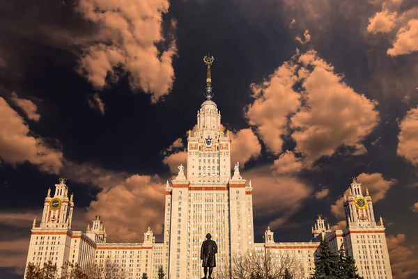 Sparrow Hills Teki Lomonosov Moskova Devlet Üniversitesi Nin Ana Binası — Stok fotoğraf