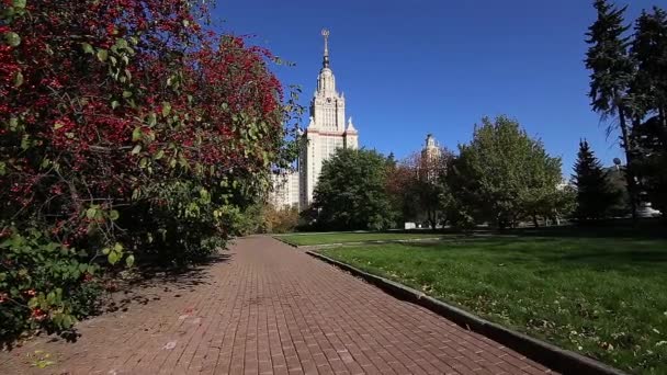 Moscú Rusia Agosto 2021 Edificio Principal Universidad Estatal Lomonosov Moscú — Vídeo de stock