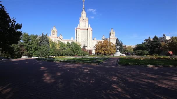 Moscow Rusja Sierpnia 2021 Budynek Główny Państwowego Uniwersytetu Łomonosowa Moskwie — Wideo stockowe