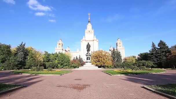 Moscú Rusia Agosto 2021 Edificio Principal Universidad Estatal Lomonosov Moscú — Vídeo de stock